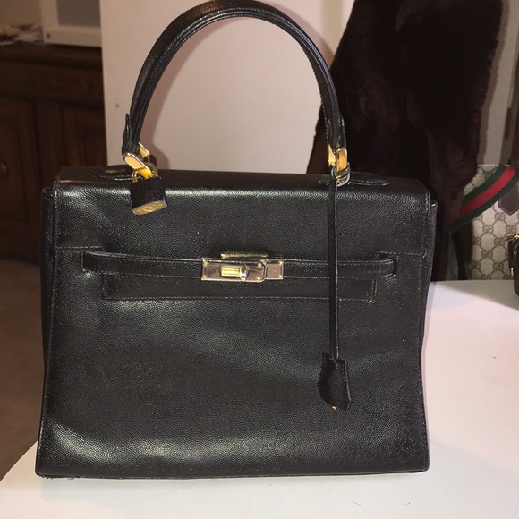 mottini newport beach Handbags - Mottini Newport Beach Satchel